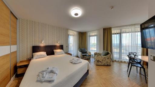 Beachfront Family Hotel LAXO - Housity