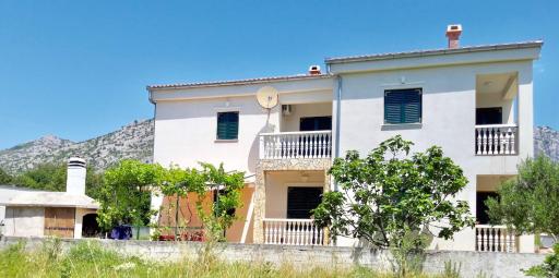 Apartment Pepa Starigrad Paklenica - Housity