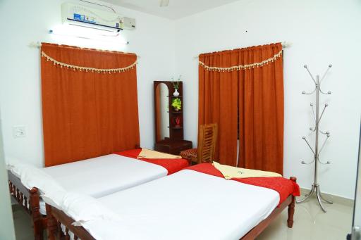 El Casa Homestay - Housity