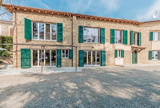 Modern Farmhouse - Housity