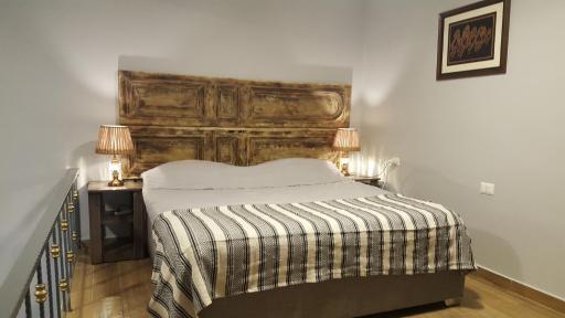 Azur Suites Hotel & Apartments - Housity