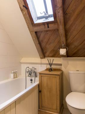 Cottage 1 New Yatt Farm - Housity
