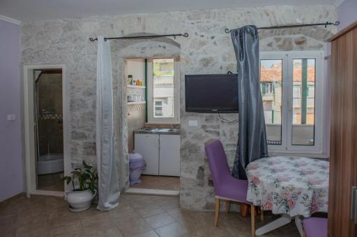 Devivi Apartments - Housity