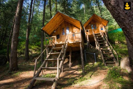 LivingStone Ojuven Treehouses - Housity