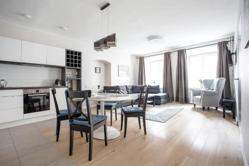 Baron's Town Hall Apartments - Housity
