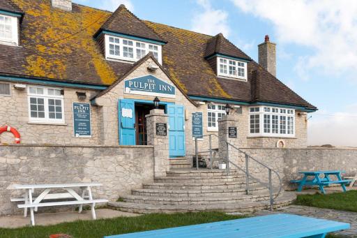 The Pulpit Inn - Housity