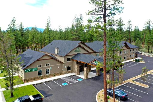 GrandStay Hotel & Suites - Housity