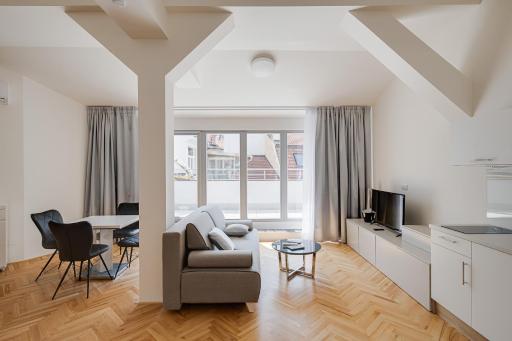 Gold Art Apartments - Housity