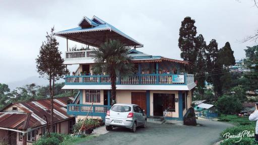 Vamoose Sanjeema Tea Estate Homestay - Housity