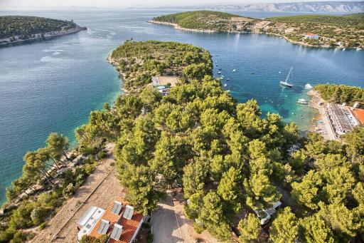 Kamp Vira - Housity