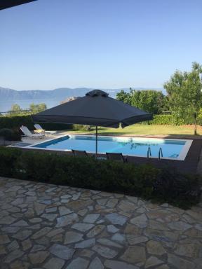Villa Skorponeria, pool & sea - Housity