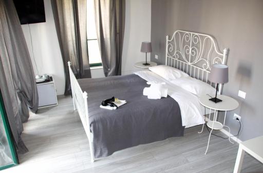 Del Toscano Home - Housity
