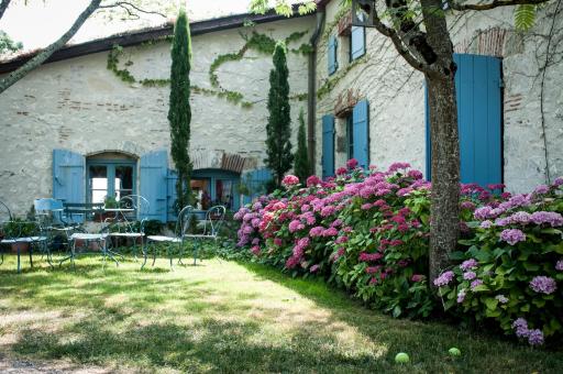 Les Huguets - Housity