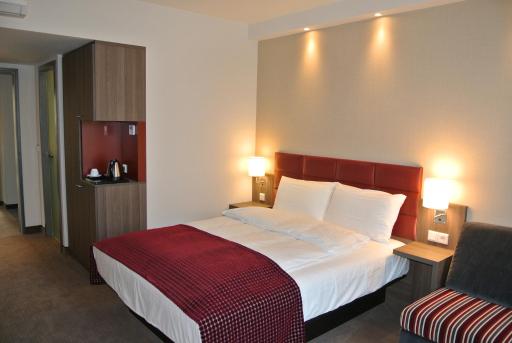 Hotel zur Krone - Housity