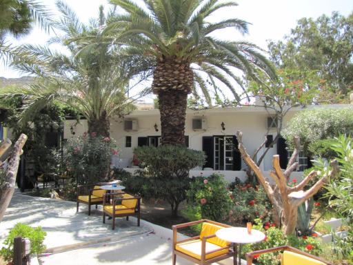 Eden Ios Rooms - Housity