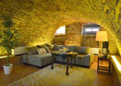 Schinderhannes - Housity