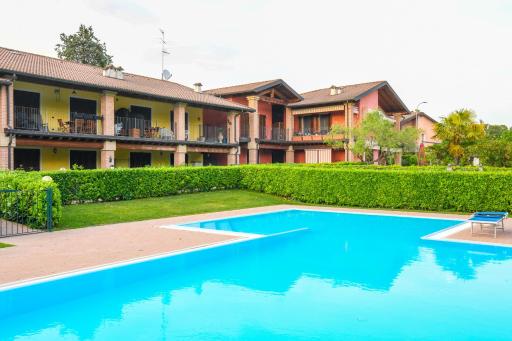 Peschiera Summer Home - Housity