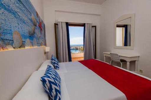 Hostal Cala Ratjada - Housity