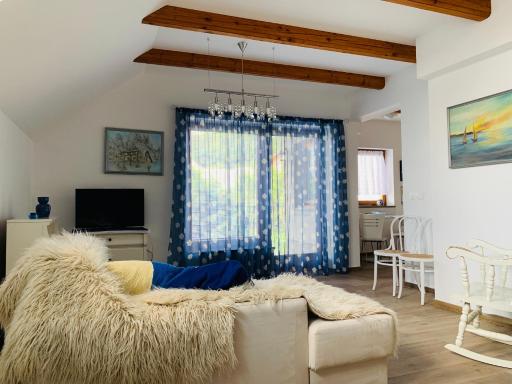 STATUS Apartments - Housity