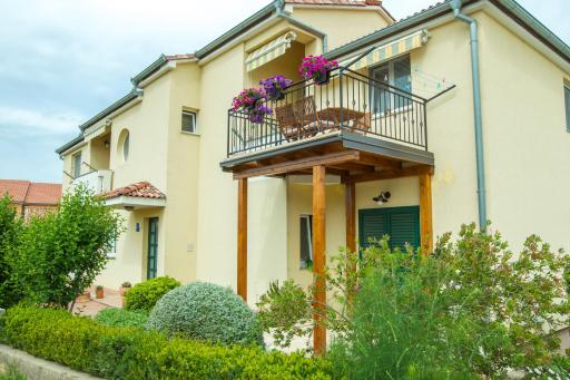 Apartments Emma - Housity