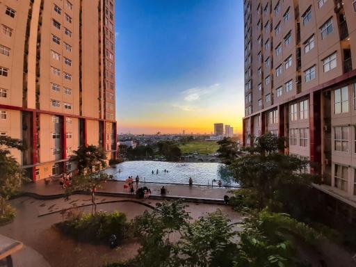 Hotel Gunawangsa MERR - Housity