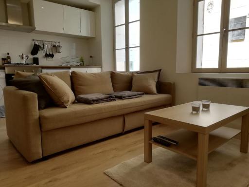 Charmant T2 dans le vieux centre de La Valette du Var - Housity