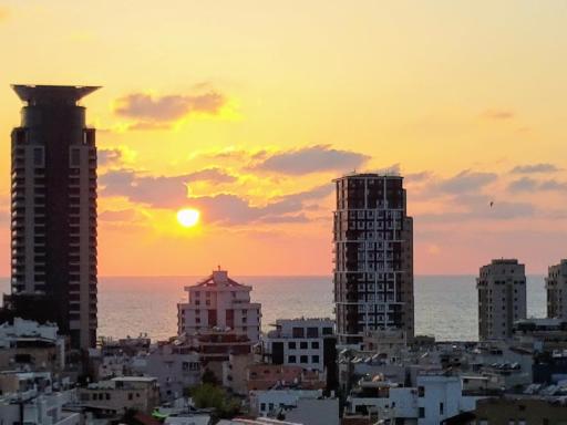 Charming Boutique Studio - TLv Center - Housity