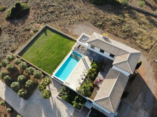 Villa Salamandra - Housity