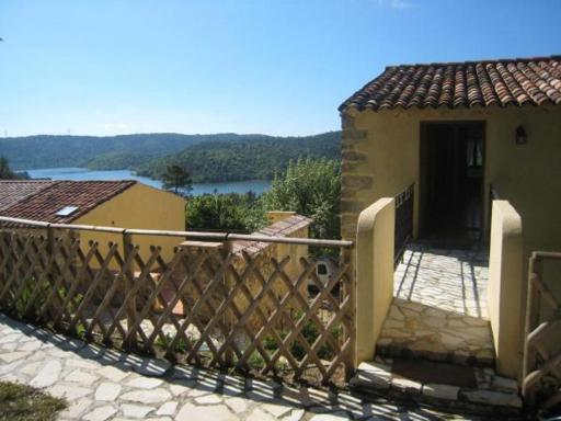 Les Gîtes du Lac - Appartements - Housity