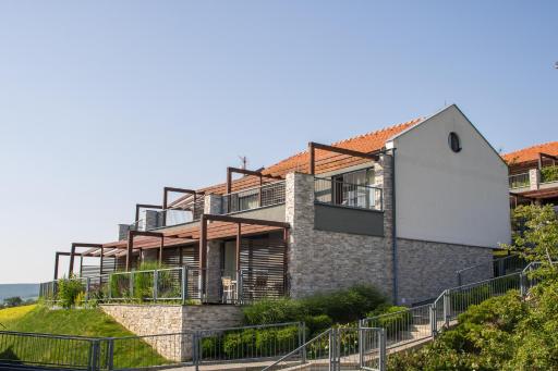 Apartmán u pláže s terasou - Housity