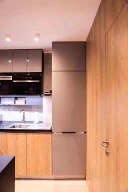 AH Corner House - Housity
