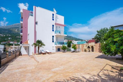 Apartments Vila A1 - Housity