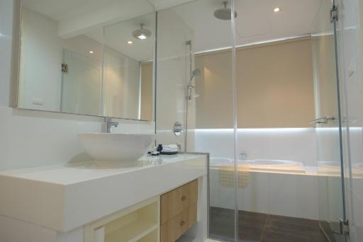 GM Serviced Apartment (SHA Certified) - Housity