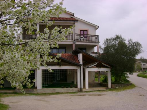 Guest House Robi - Housity