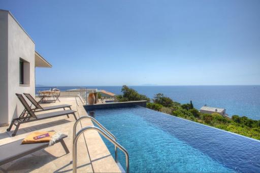 Villa A Luna - Housity