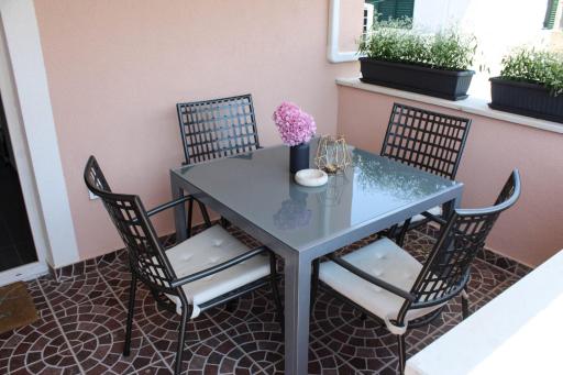 Studio apartment Laura || - Housity