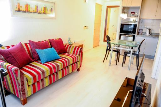 Chilean Suites and Apartment - Housity