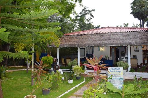 COCONUT BEACH LODGE - Hizvo
