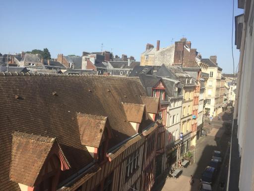 Bel appartement dans le centre historique de Rouen - Housity