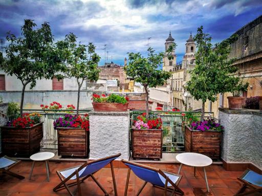 Casa Farella B&B in SUITES Apartments and Terrace Altamura x Matera - Housity