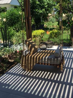 Nikos Ikies - Housity