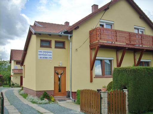Gaál Vendégház - Housity
