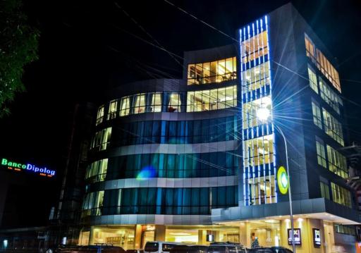 D'Hotel & Suites - Housity