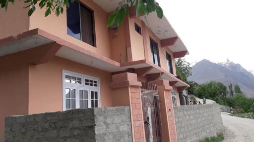 Paradise Valley Guest House - Housity