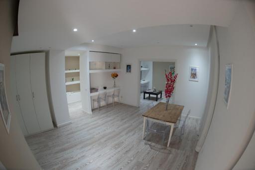 GRAND LUXURY APARTMENT- VIA MARINA - Housity