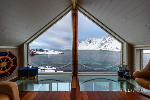 Lofotveggen Panorama - Housity
