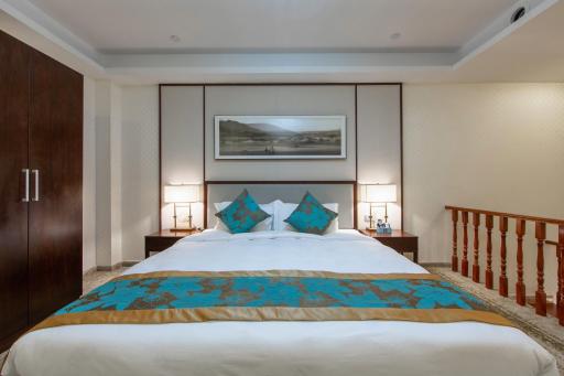 Guangzhou Seaman Club - Housity