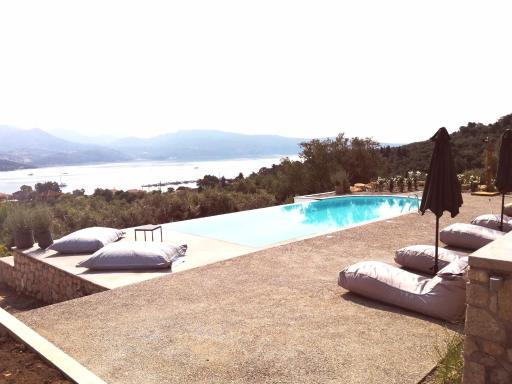 LAURA_SEA VIEW_HOUSE - Housity