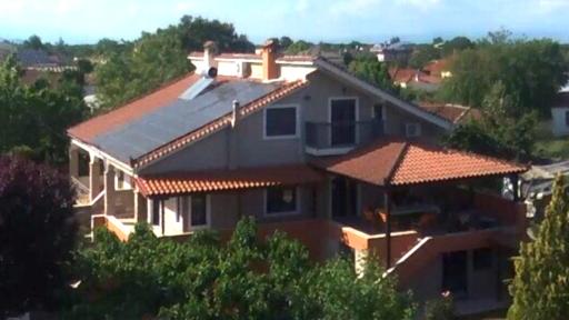 Kapellas House - Housity