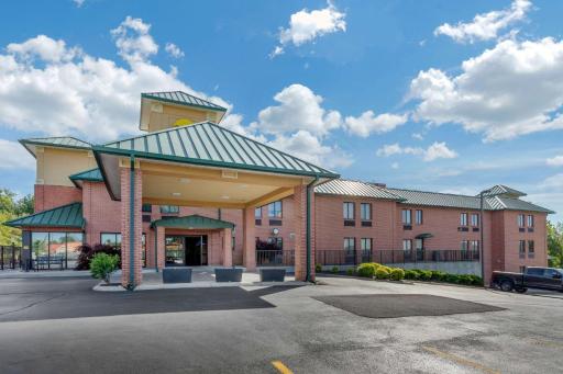 Comfort Inn Lenoir City-Knoxville - Housity